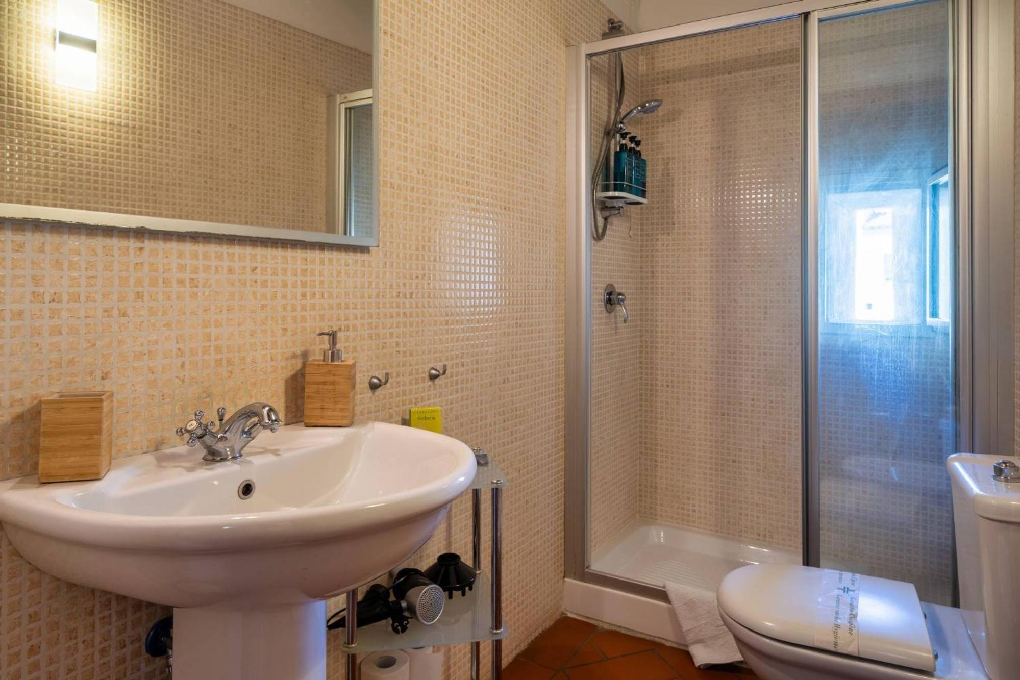 La Dimora Nell'Anfiteatro Superior Room And Apartment Lift Air Conditioning Lucca Buitenkant foto